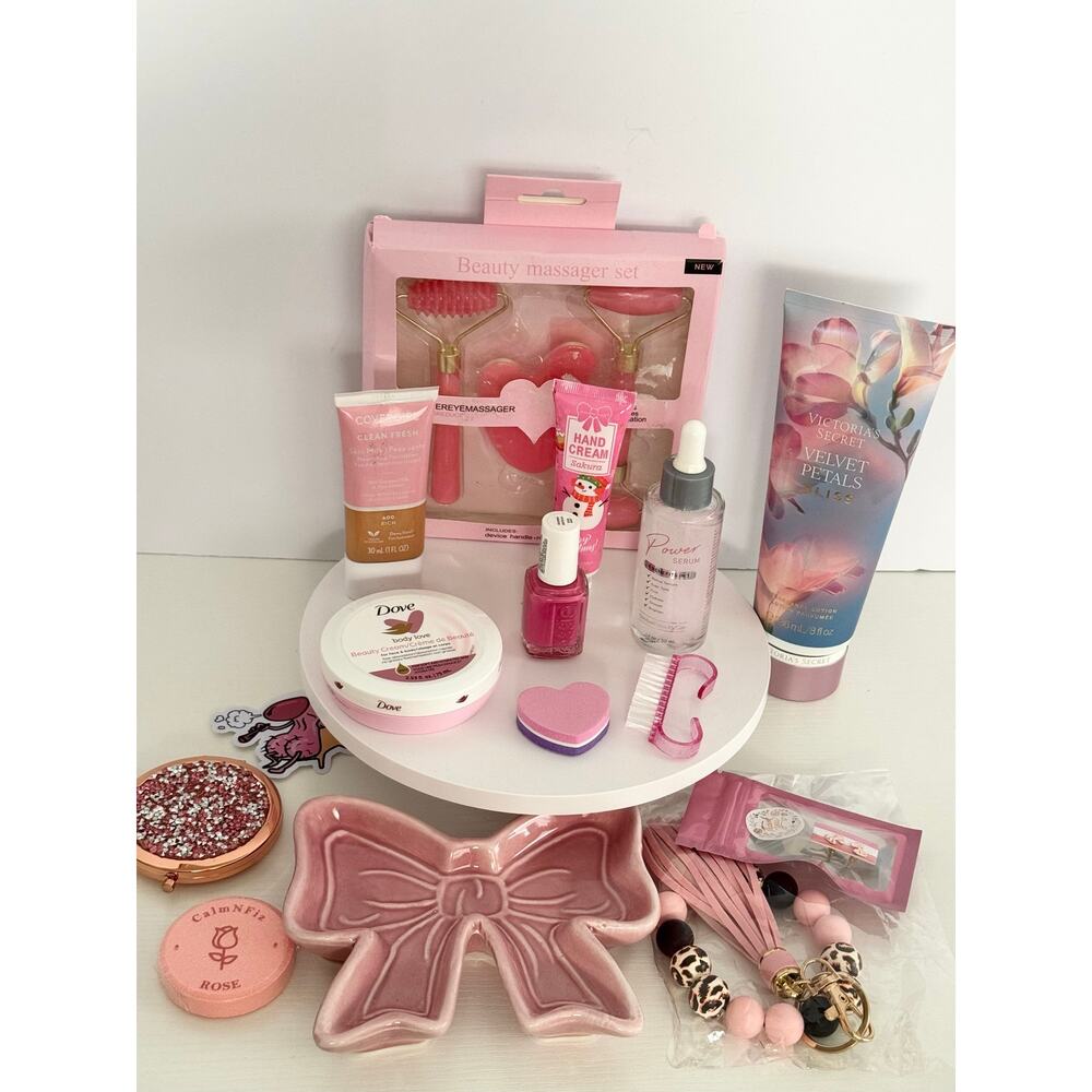 Pink Coquette Beauty Bundle VS Covergirl Dove Spa Gift Set NWOT 15pc